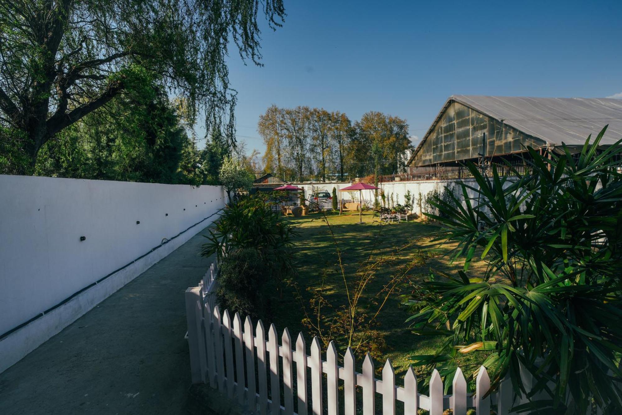 De Elaaf The Luxury Stay Srīnagar Eksteriør billede