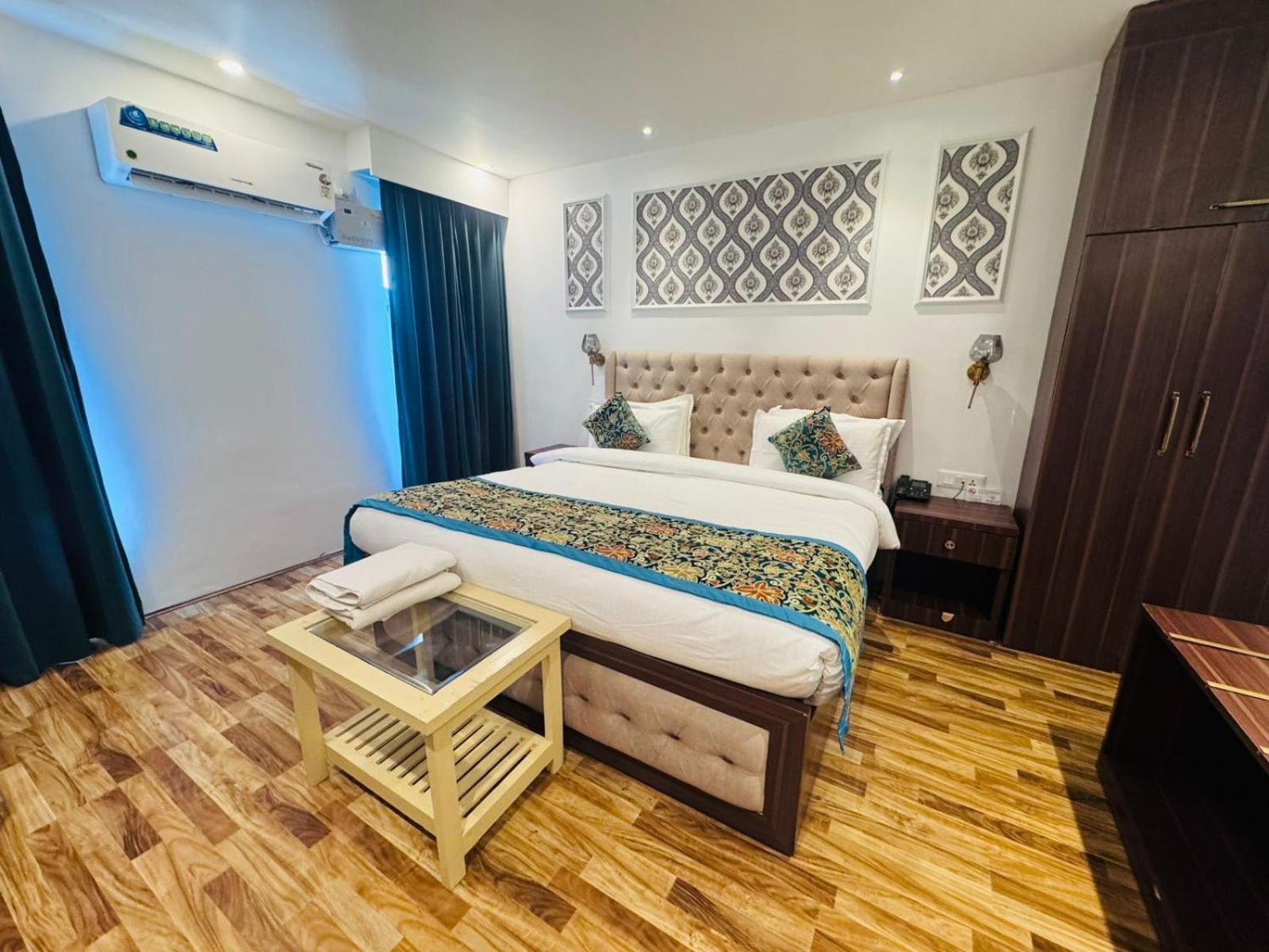 De Elaaf The Luxury Stay Srīnagar Eksteriør billede